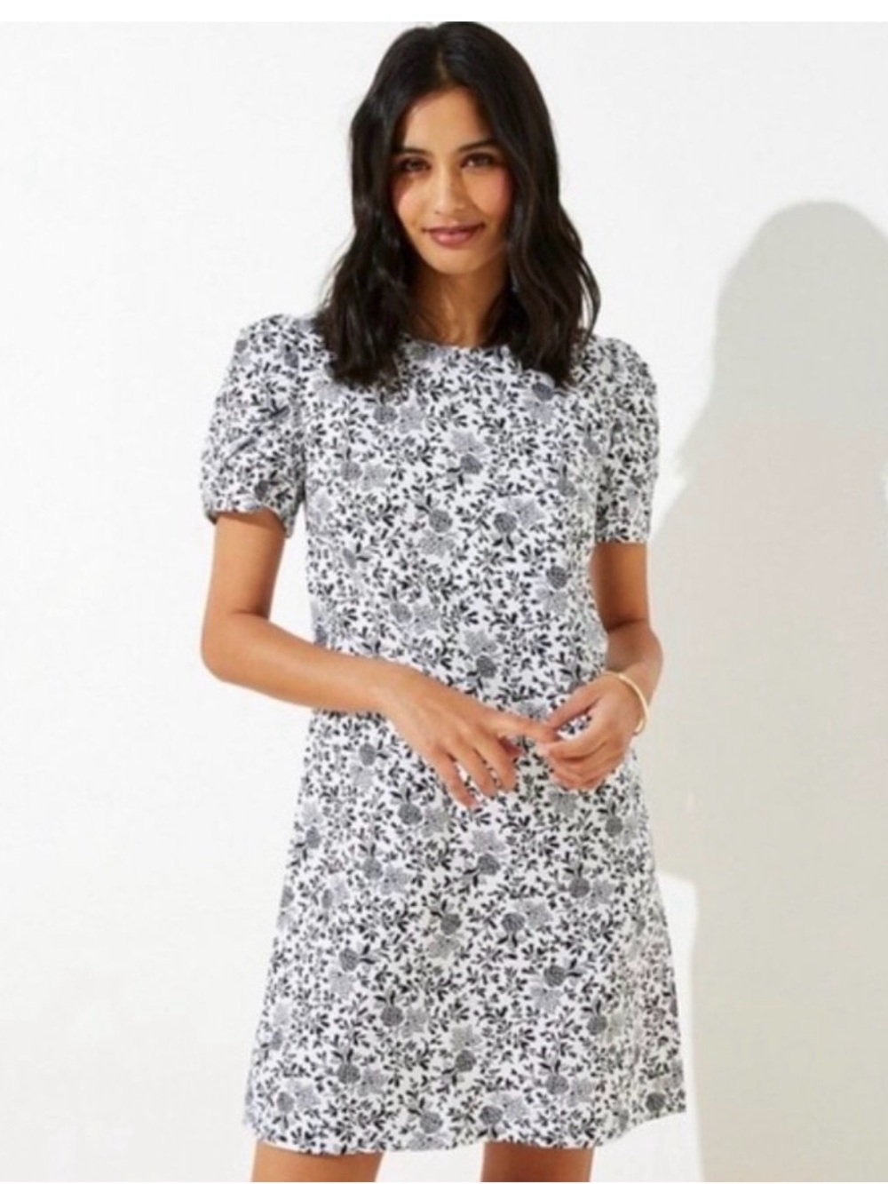 LOFT Black & White Floral Puff-Sleeve Mini Dress Size 10